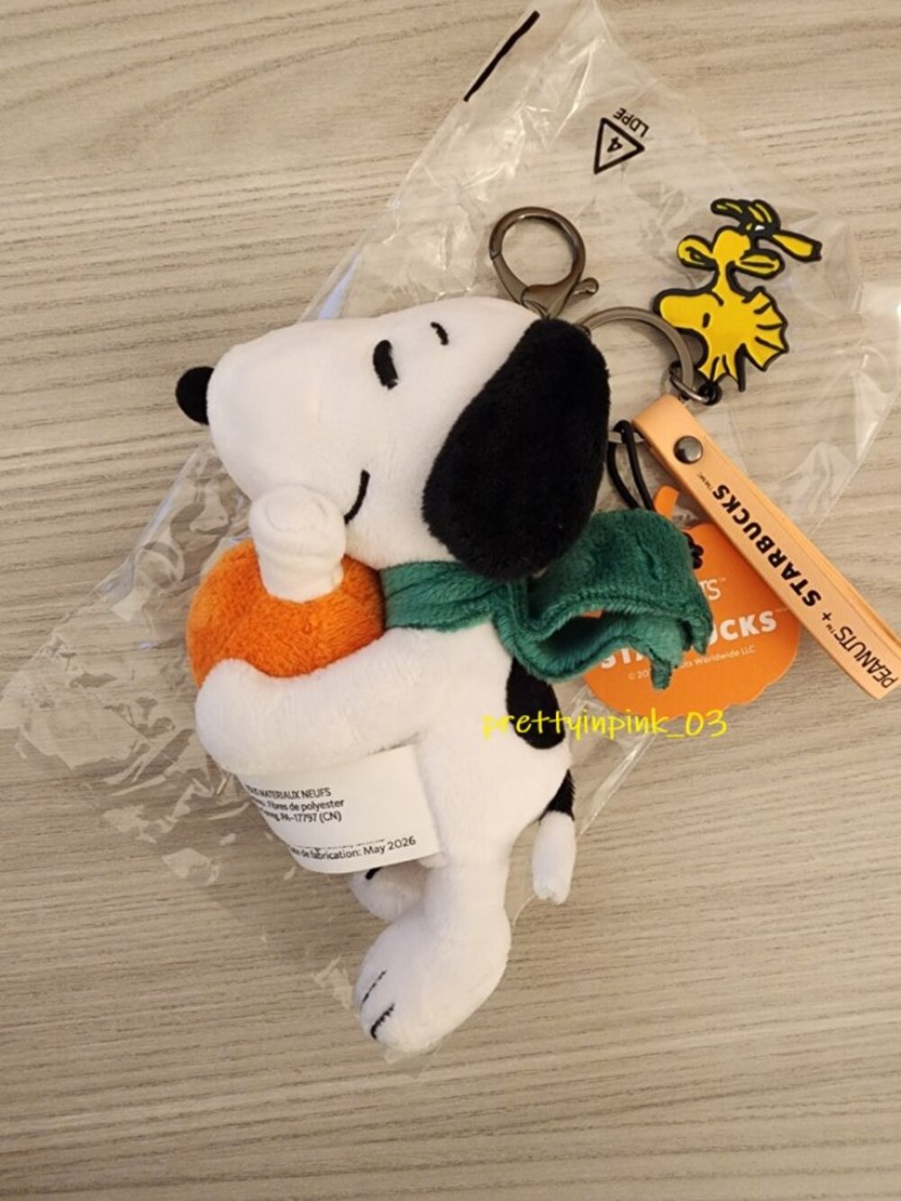 💚Starbucks x Peanuts Snoopy Plush Keychain Charm NEW In Hand 🧡